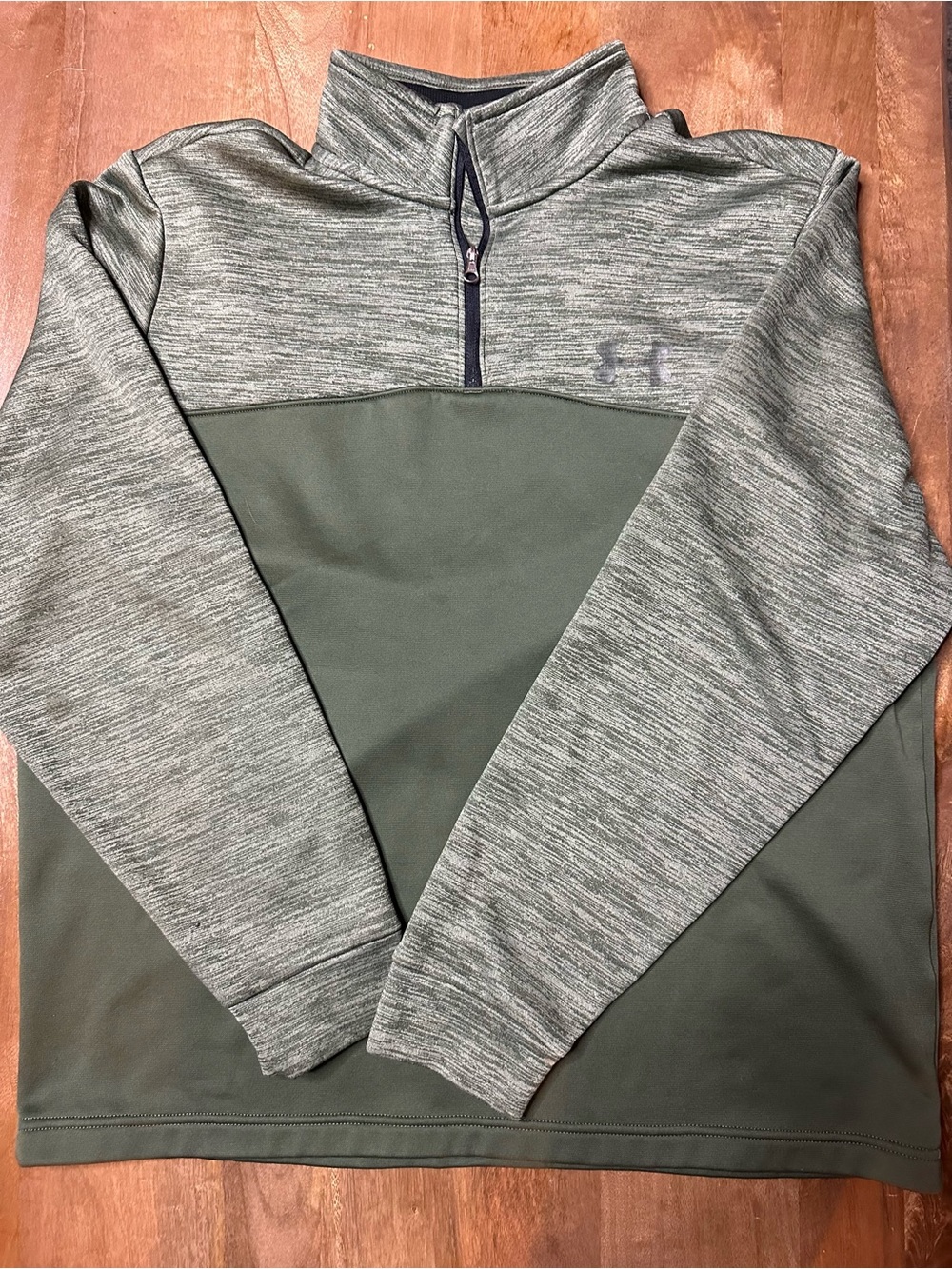 LG Olive Green and Black Fleece-Lined Pullover